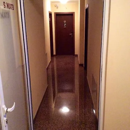 Hotel Elena