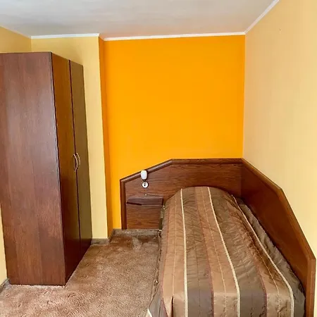 Elena Hotel 3*