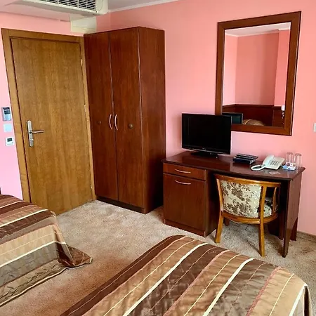 Elena ヴェリコ・タルノヴォ